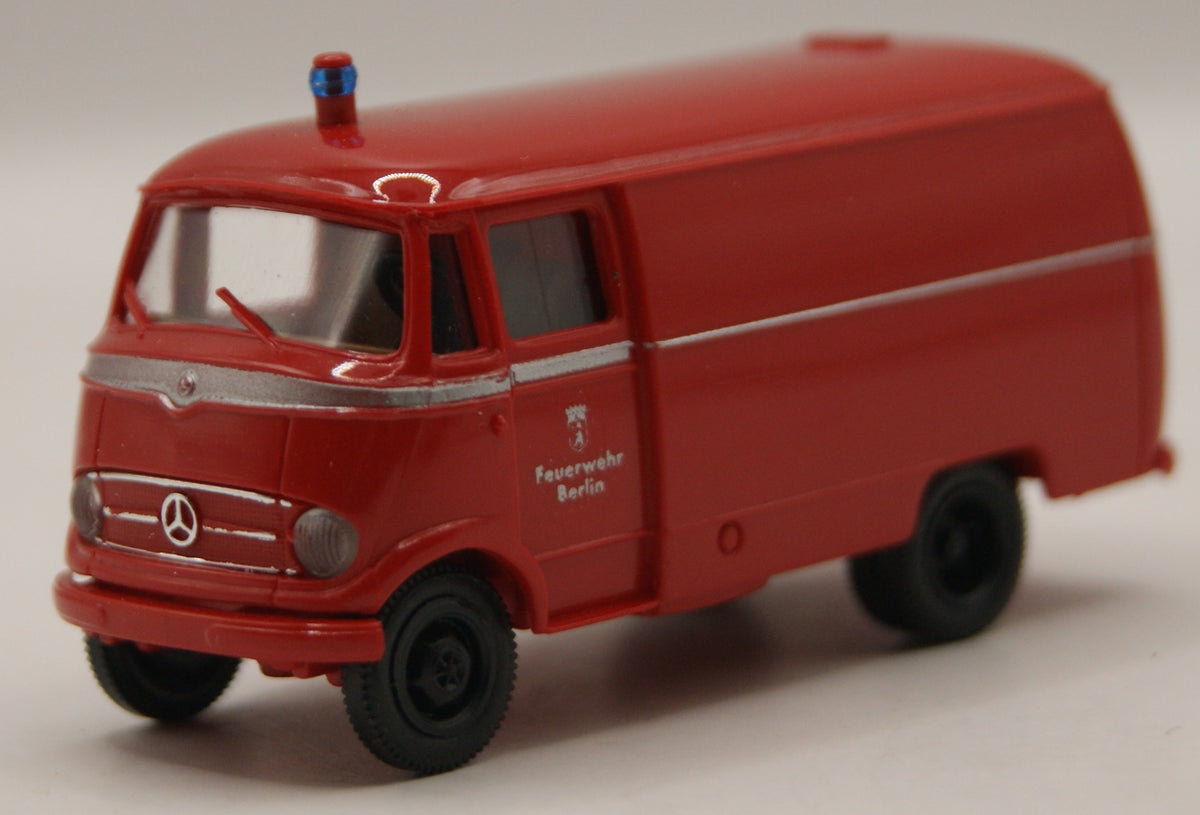 Brekina 36006 Mercedes-Benz L 319 GW Atemschutz „Feuerwehr Berlin“ 150 Jahre Sondermodell H0 1:87 OVP
