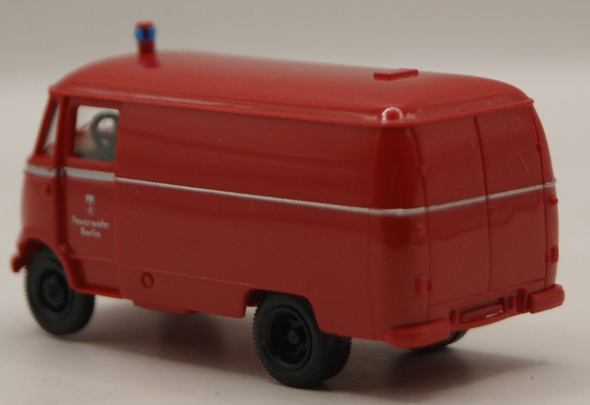 Brekina 36006 Mercedes-Benz L 319 GW Atemschutz „Feuerwehr Berlin“ 150 Jahre Sondermodell H0 1:87 OVP