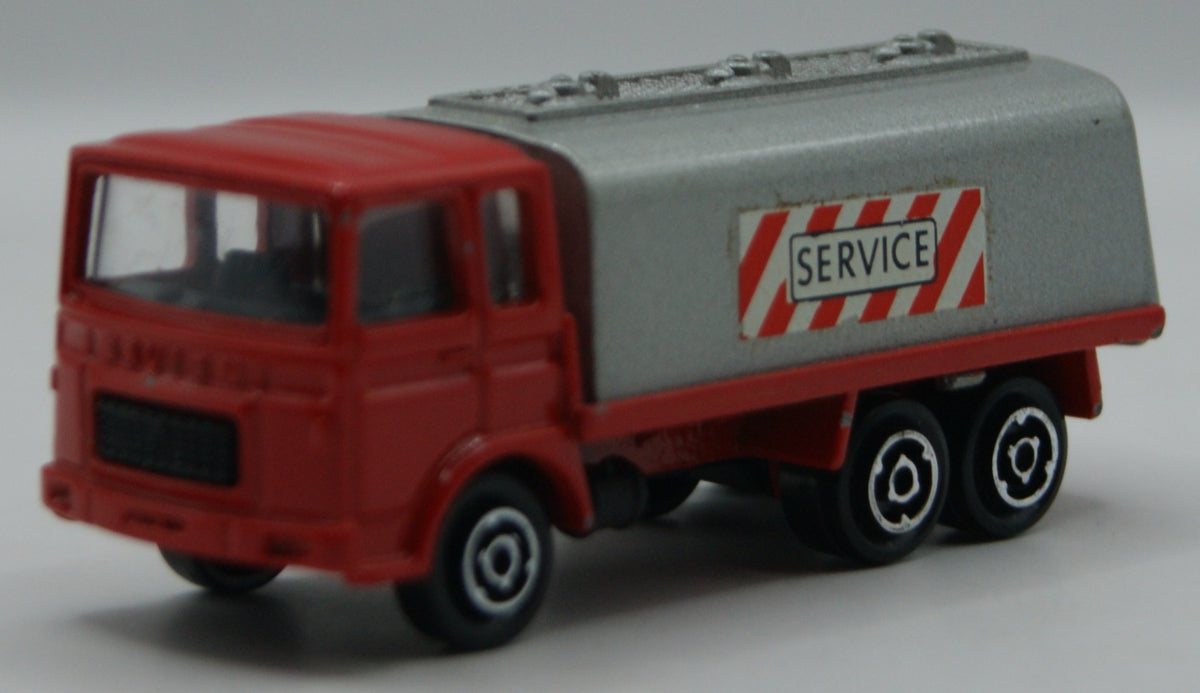 Majorette 245 Saviem Citerne Tankwagen SERVICE rot/silber 1:100 France