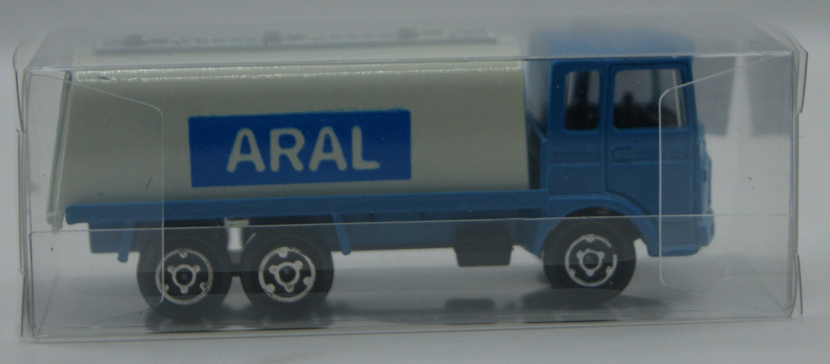 Majorette 245 Saviem SM Europe Tankwagen ARAL blau/weiß 1:100 Made in France