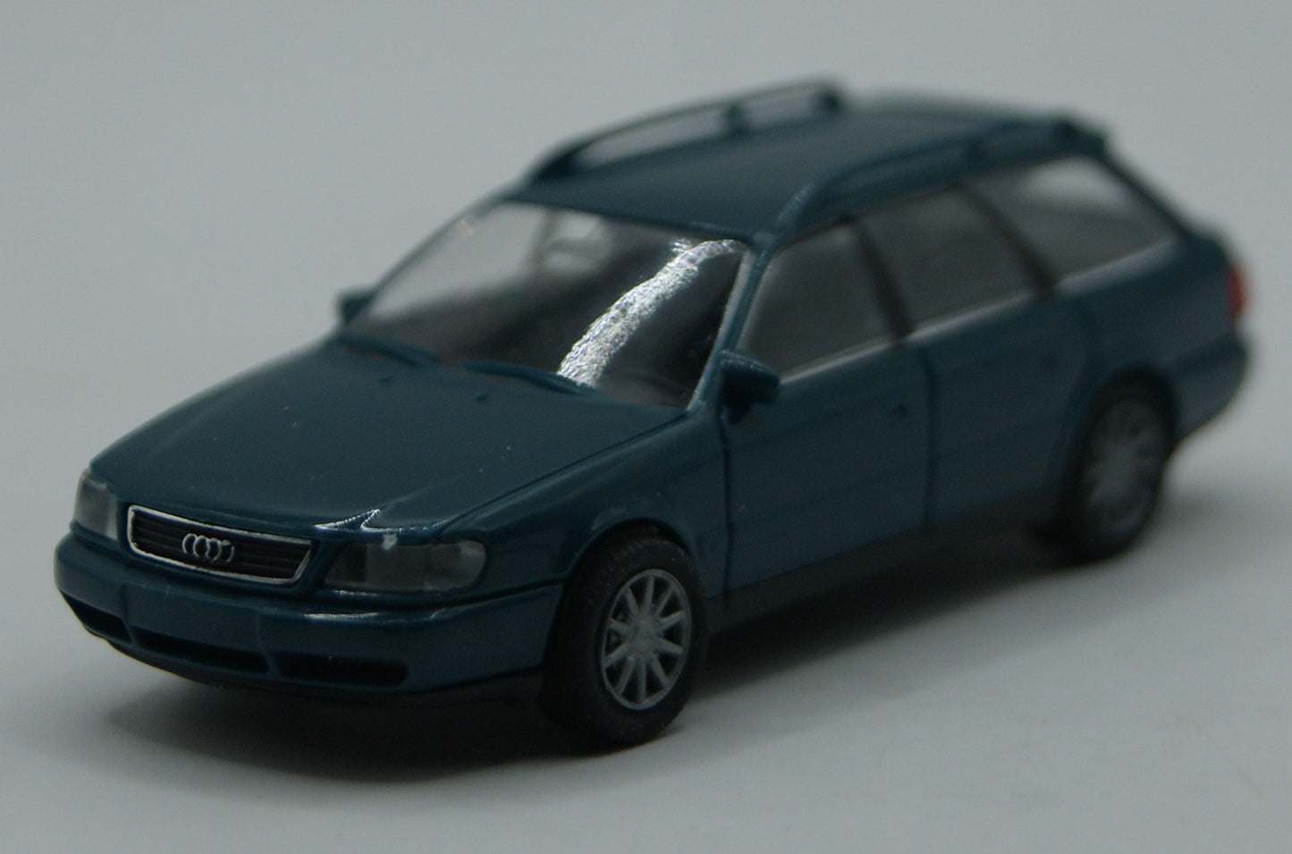 Rietze Audi A6 Avant C4 2.5 TDI blau Audi Werbemodell 1:87 H0 OVP
