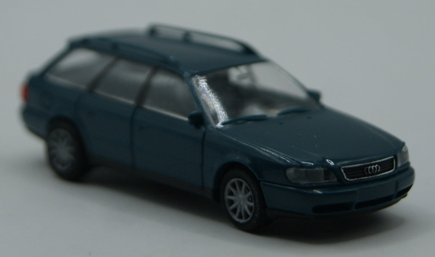 Rietze Audi A6 Avant C4 2.5 TDI blau Audi Werbemodell 1:87 H0 OVP
