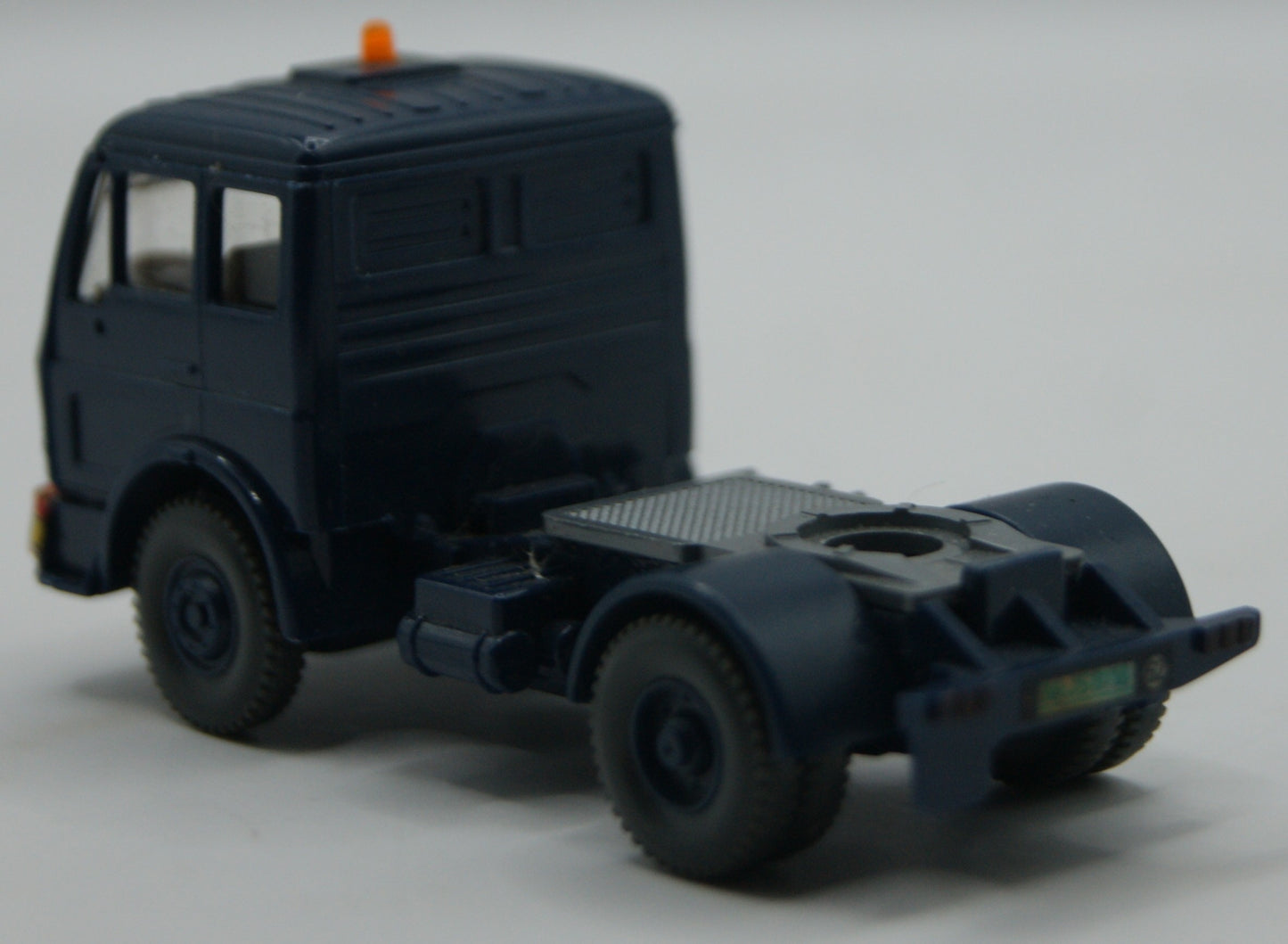 Wiking Mercedes-Benz NG Zugmaschine „Franke“ Abschleppdienst blau 1:87 H0