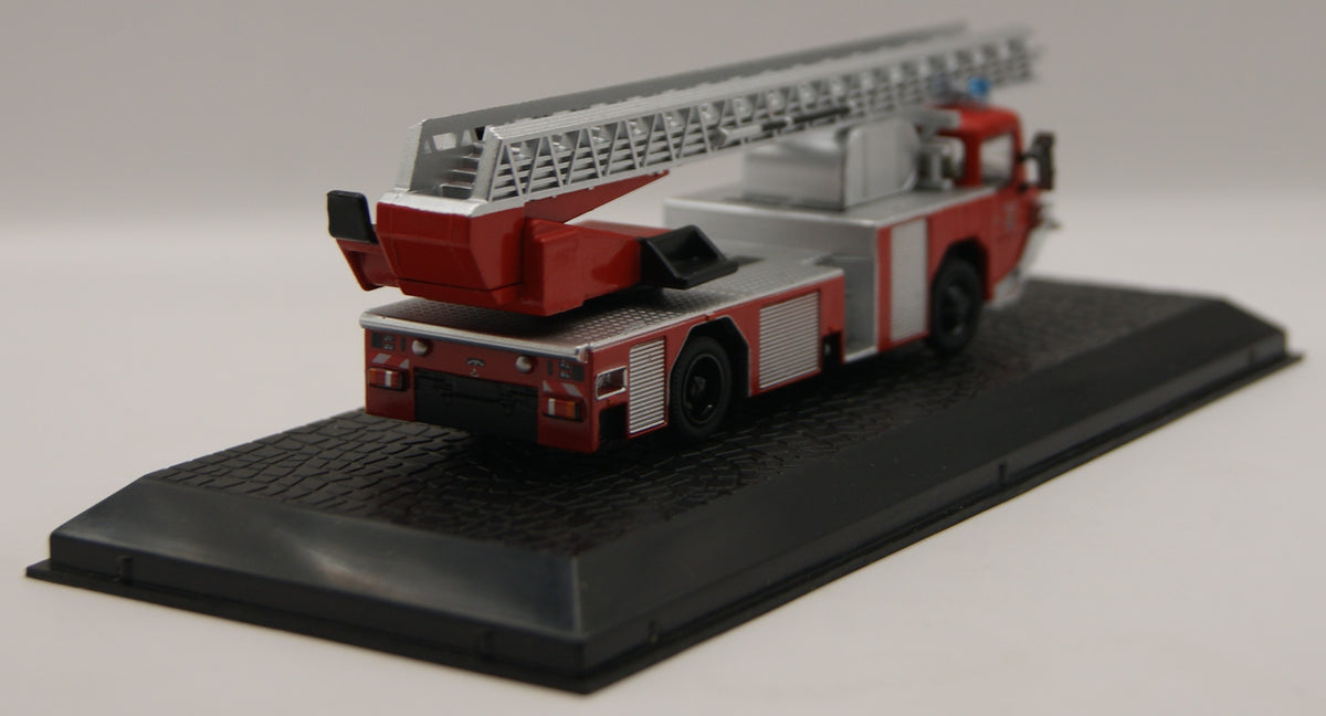 Atlas Iveco Magirus DLK 23-12 n.B. Feuerwehr Karlsruhe Drehleiter 1:72