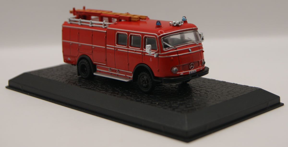 Atlas Mercedes-Benz LPF 311 LF 16 Feuerwehr Löschfahrzeug 1:72
