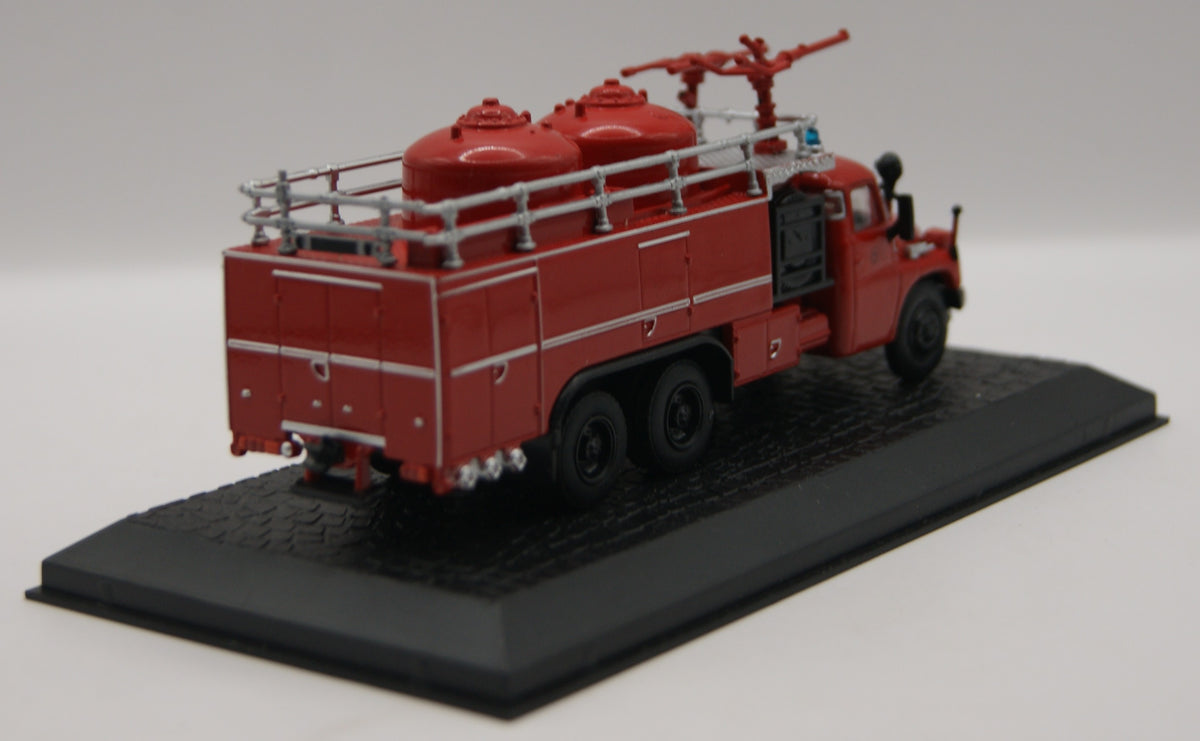 Atlas Tatra 138 P 6x6 PLF 6000 Feuerwehr Tanklöschfahrzeug 1:72