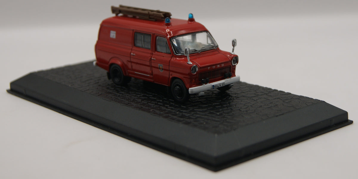 Atlas Ford Transit FT 130 TSF Feuerwehr Tragkraftspritzenfahrzeug 1:72
