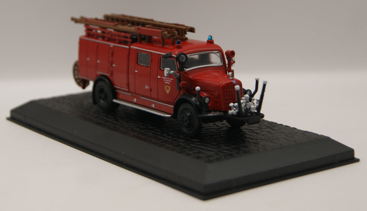 Atlas Mercedes-Benz LF 311/42 LF 16-TS Feuerwehr Löschfahrzeug 1:72