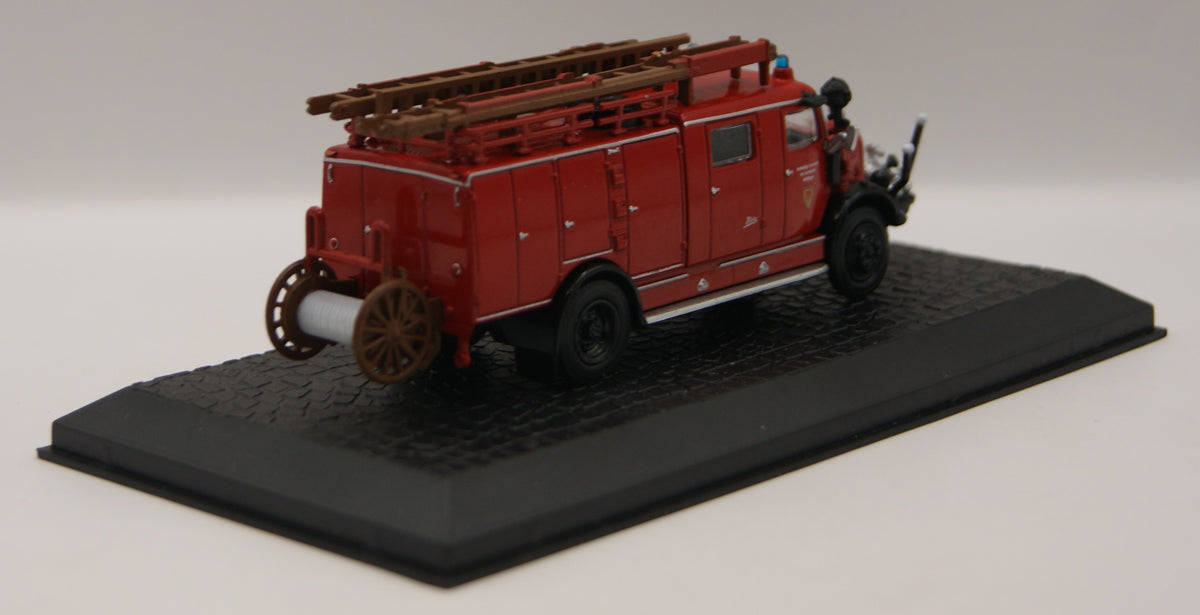 Atlas Mercedes-Benz LF 311/42 LF 16-TS Feuerwehr Löschfahrzeug 1:72