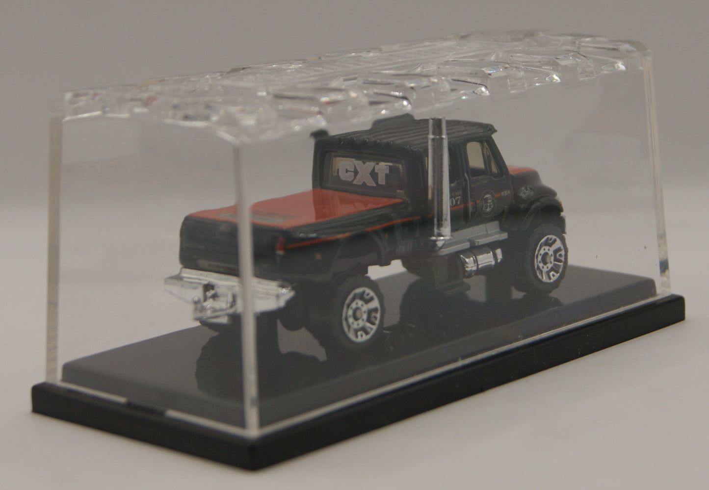 Matchbox Superfast International CXT Truck schwarz-orange – 2007 Pre Toy Fair RAR