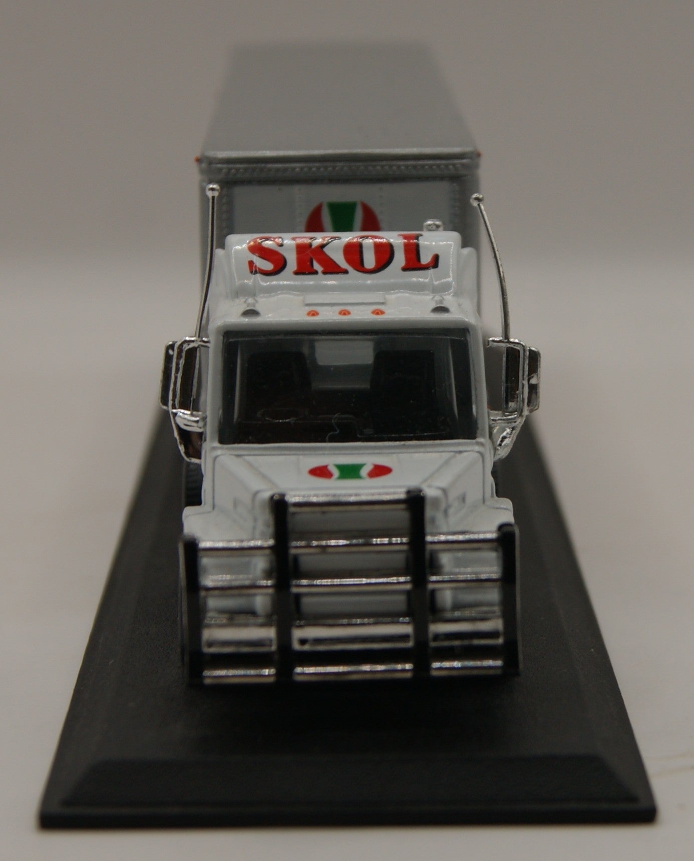 Matchbox Collectibles Scania SKOL Lager Sattelzug Werbemodell 1:100