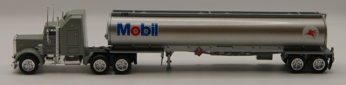Matchbox Collectibles Kenworth W900 Mobil Tanker CCY12-M 1:100