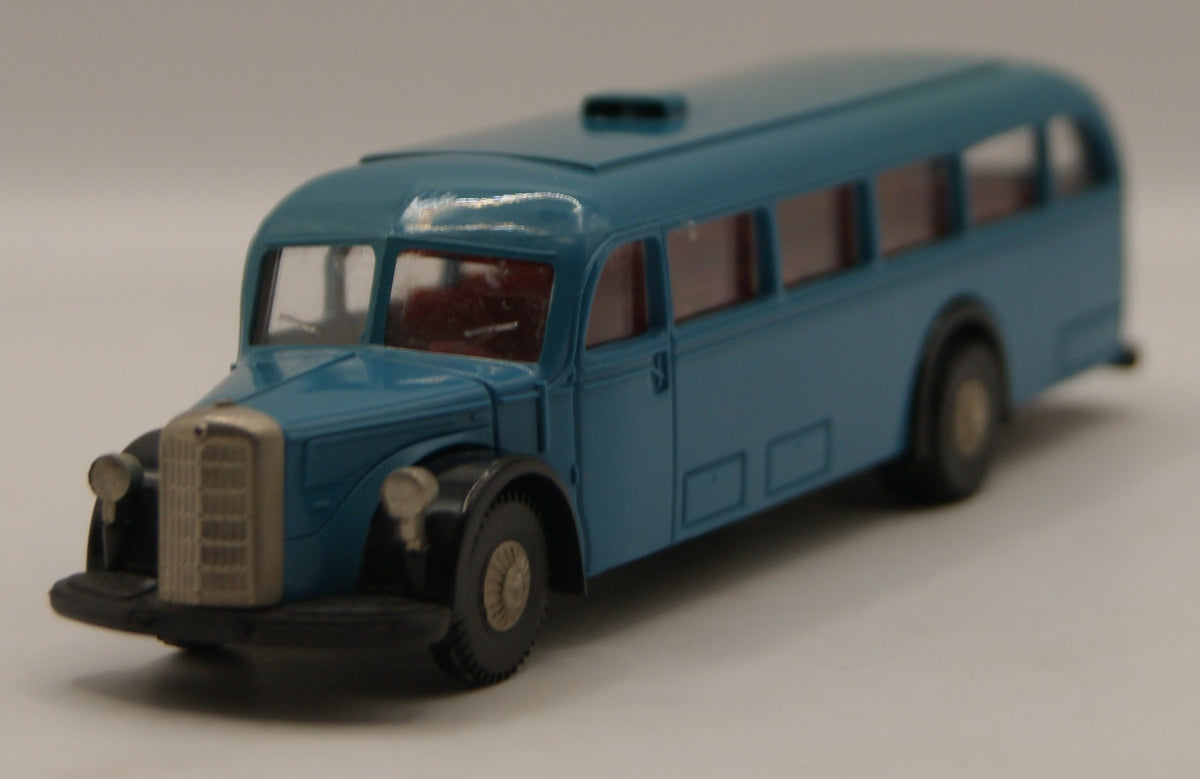 Brekina Mercedes-Benz O 5000 Reisebus blau neutral Oldtimer H0 1:87