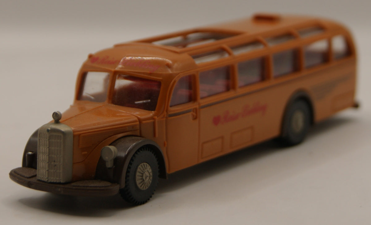 Brekina Mercedes-Benz O 5000 Reise-Liebling Reisebus braungelb H0 1:87