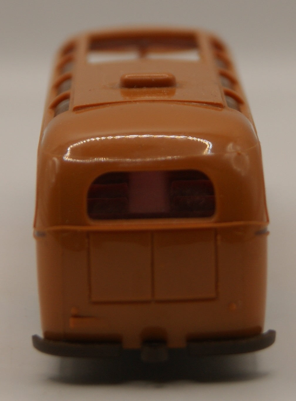 Brekina Mercedes-Benz O 5000 Reise-Liebling Reisebus braungelb H0 1:87