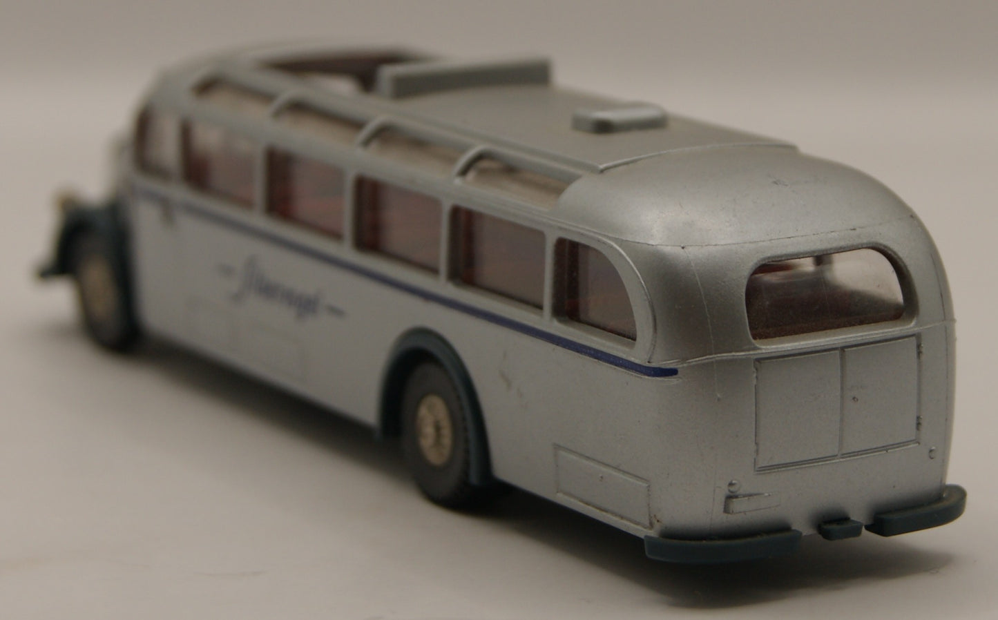 Brekina Mercedes-Benz O 5000 Silbervogel Reisebus silber H0 1:87 defekt