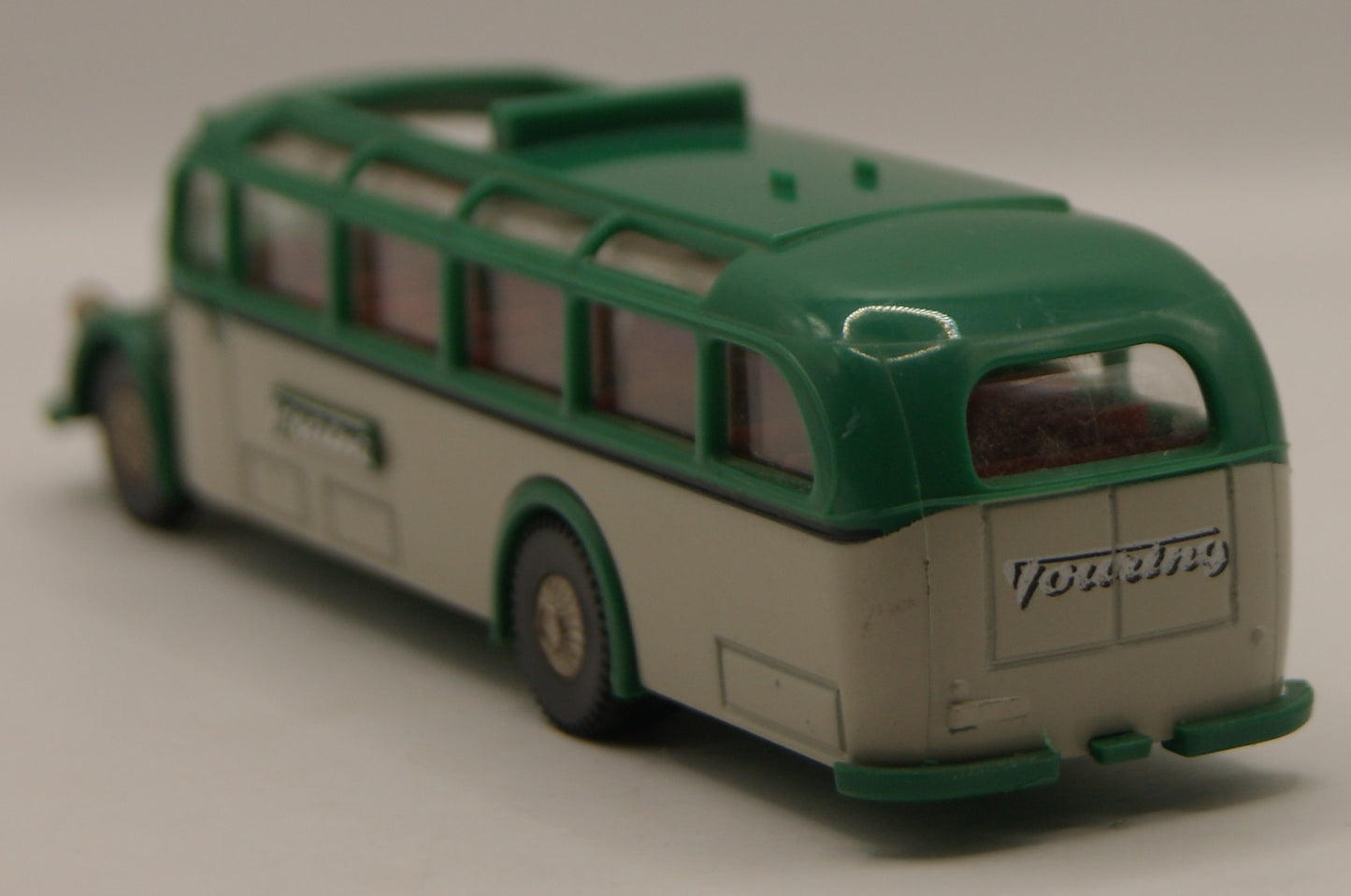Brekina 5131 Mercedes-Benz O 5000 Touring Messageries Vertes H0 1:87