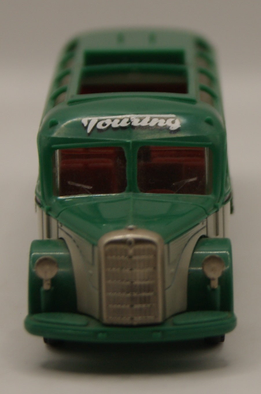 Brekina 5131 Mercedes-Benz O 5000 Touring Messageries Vertes H0 1:87