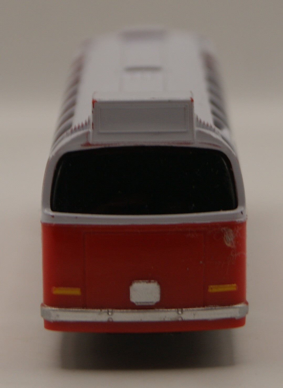 H0 1:87 Reisebus Omnibus rot weiß Modellbus Kunststoff ohne OVP