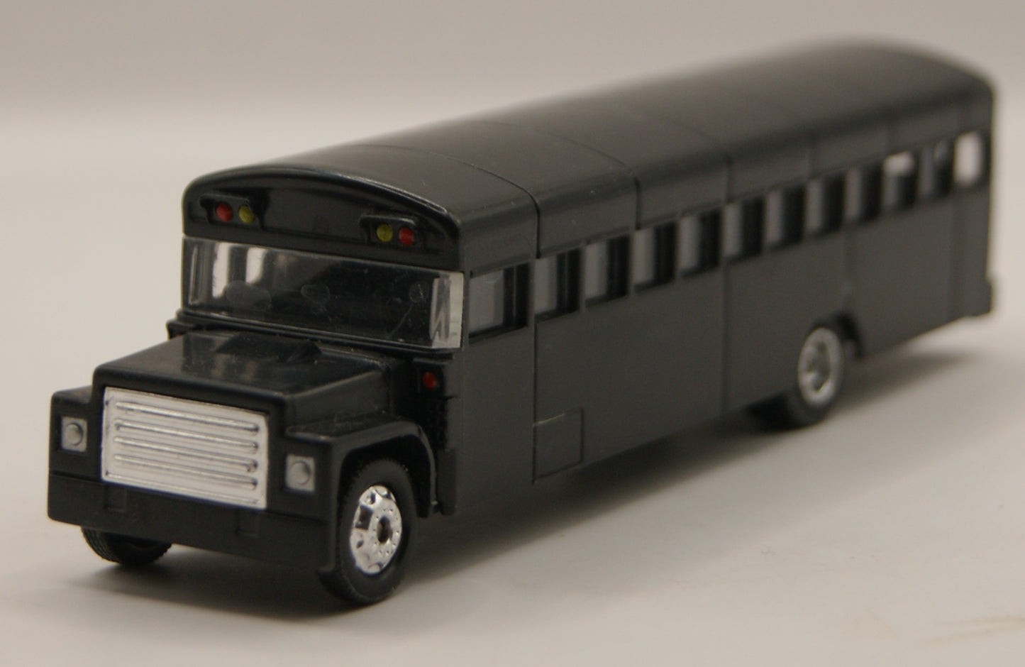 Hümmer Werbung H0 1:87 US School Bus schwarz Modellbus Omnibus