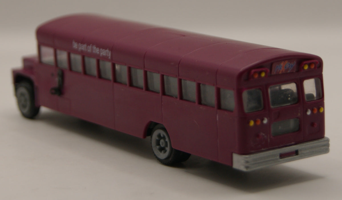 Hümmer Werbung H0 1:87 GMC S6000 School Bus Mixery Karlsberg Werbemodell