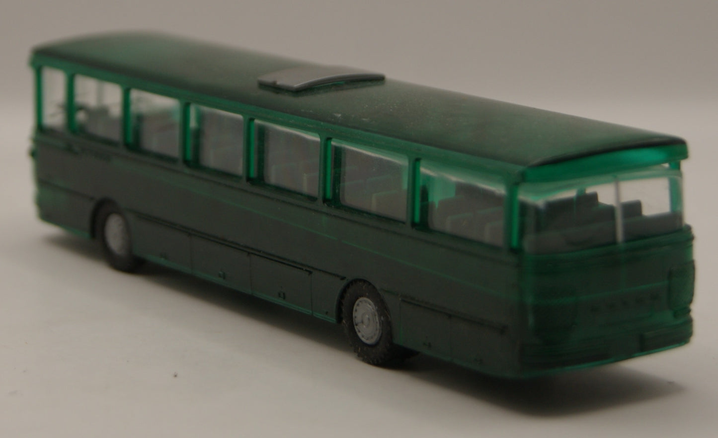 Stettnisch IMU Setra S 140 ES Reisebus H0 1:87 grün Modellbus