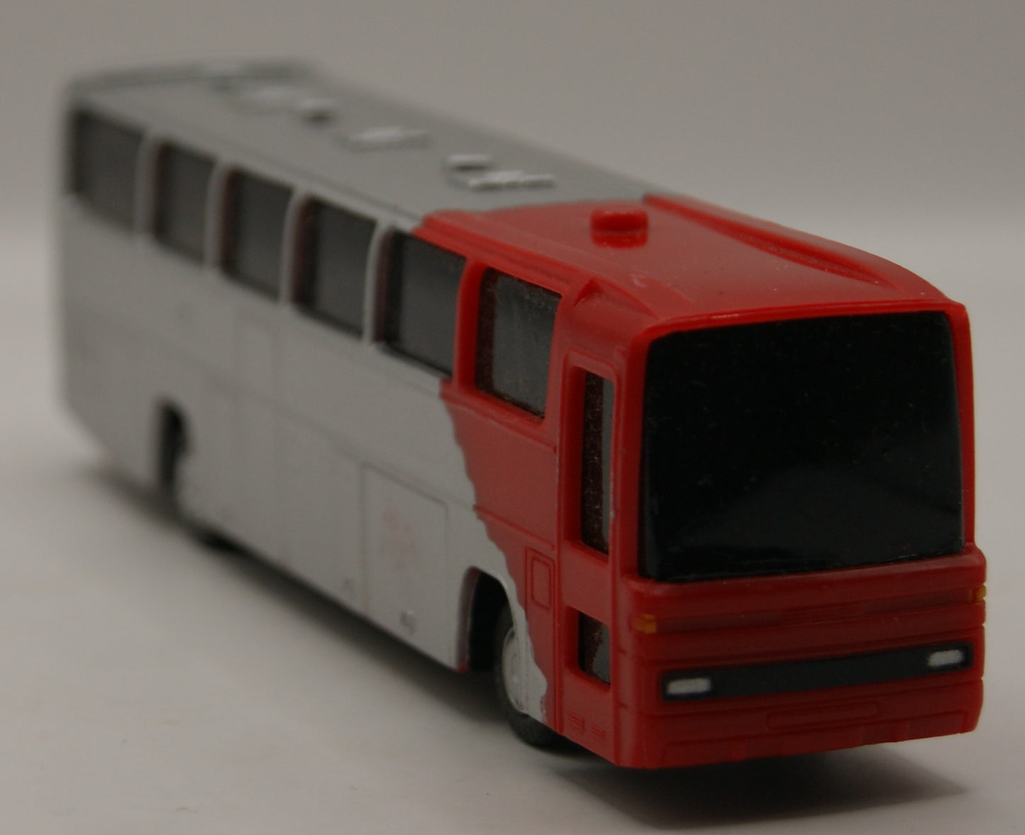 H0 1:87 Reisebus Teambus Deutschland rot silber Modellbus ohne OVP