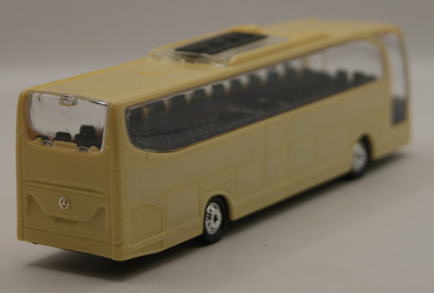 Mercedes-Benz O 404 Reisebus H0 1:87 beige Modellbus ohne OVP