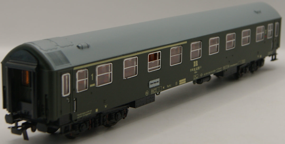 Schicht 426/51 DR Reisezugwagen 1./2. Klasse beleuchtet H0 1:87 OVP