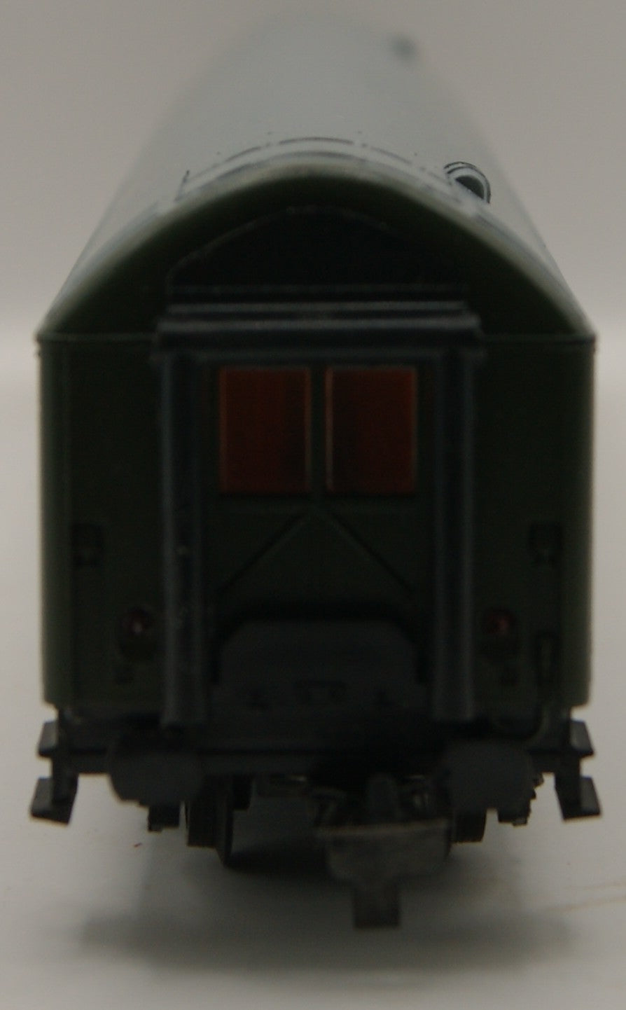 Schicht 426/66 DR Schnellzugwagen 1. Klasse Ame H0 1:87 beleuchtet