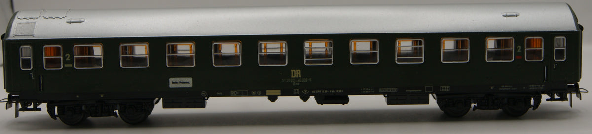 Schicht 426/50 DR Reisezugwagen B4ge 2. Klasse beleuchtet H0 1:87