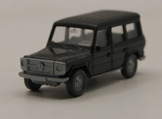 Wiking Mercedes-Benz G-Klasse lang schwarz H0 1:87 Geländewagen