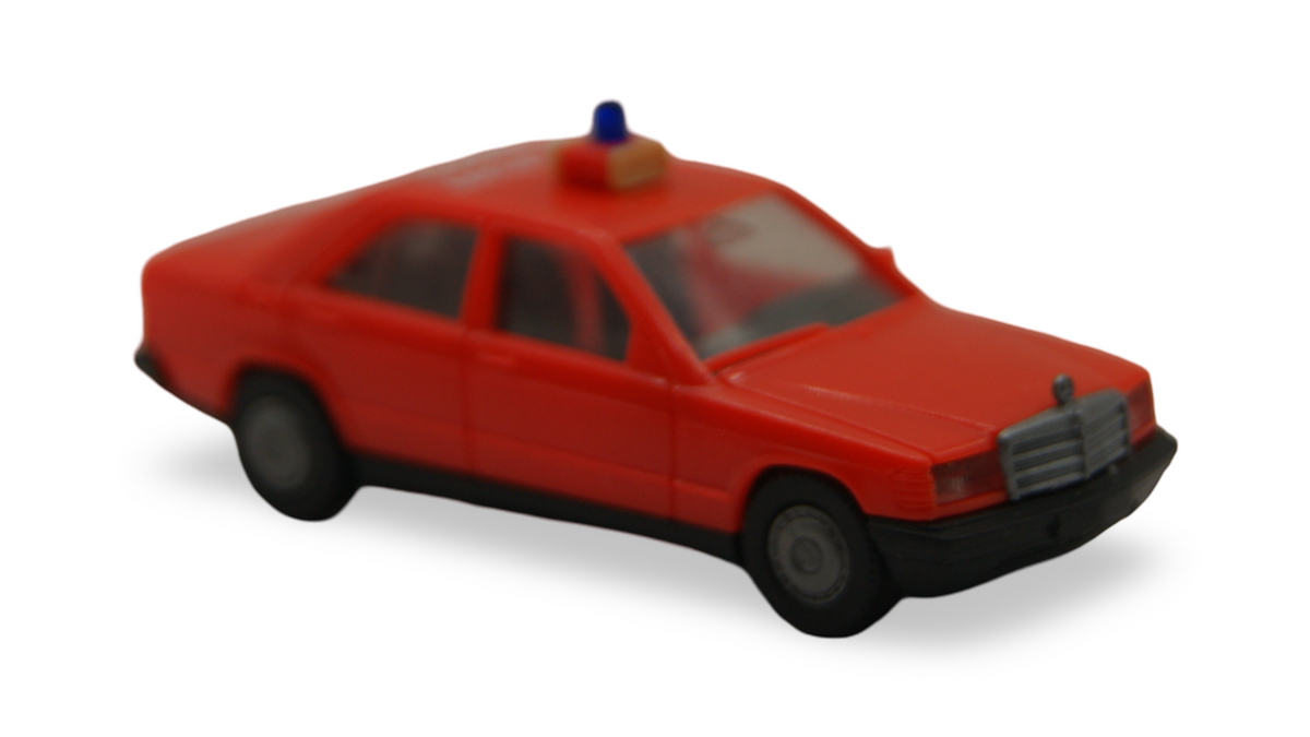 Herpa Mercedes-Benz 190 E W201 Feuerwehr rot mit Blaulicht 1:87 H0