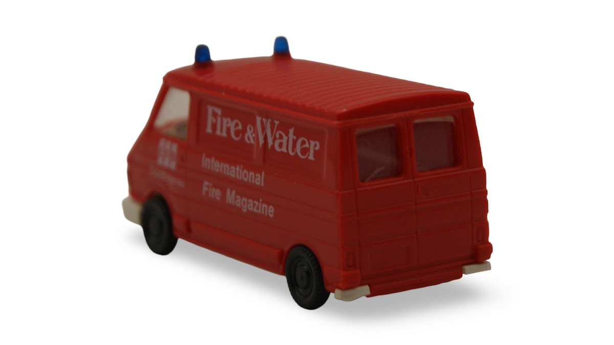 Praliné Fiat 242 Feuerwehr Fire & Water International Fire Magazine 1:87