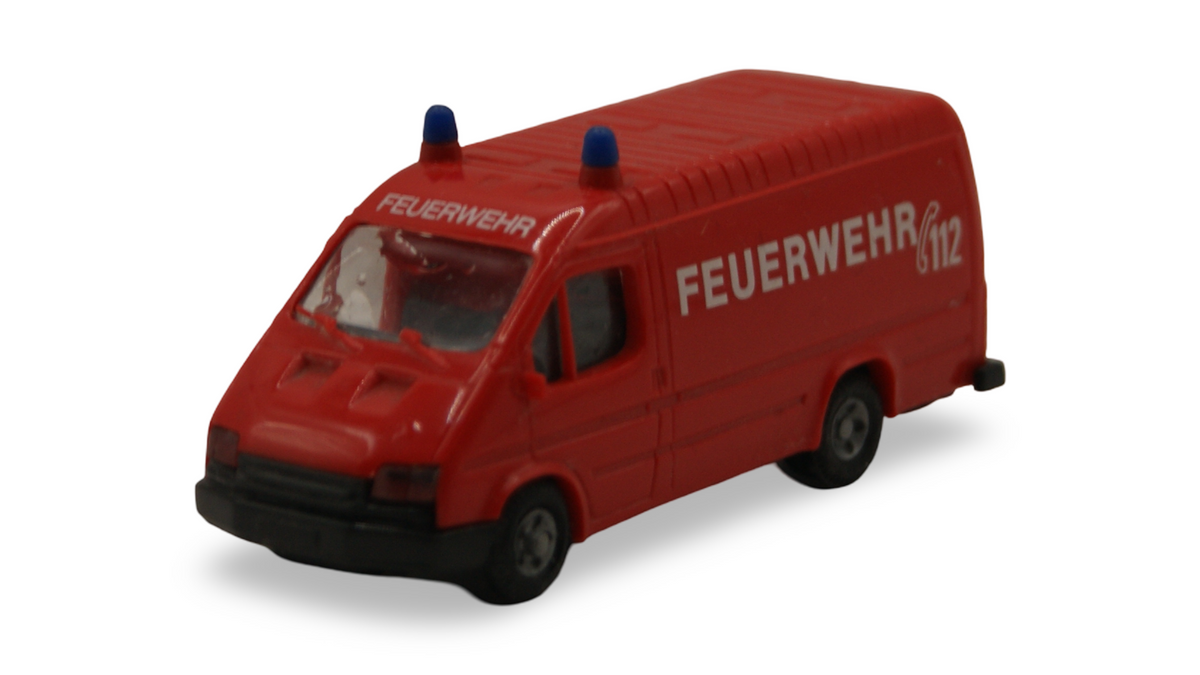 Praline Ford Transit Feuerwehr 112 Kastenwagen Rot 1:87 H0