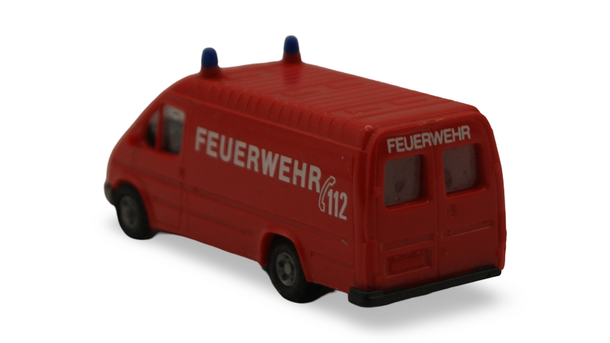 Praline Ford Transit Feuerwehr 112 Kastenwagen Rot 1:87 H0