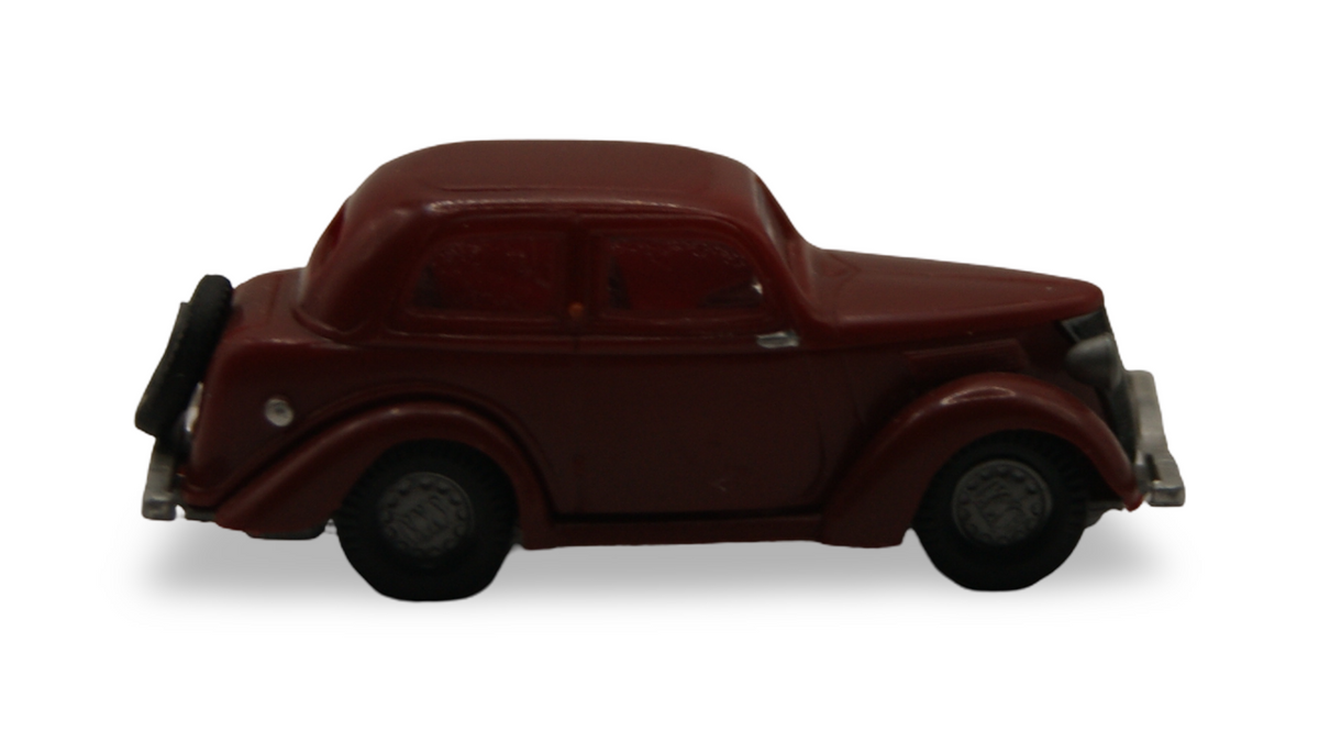 Praline Ford Eifel Limousine Braun 1:87 H0