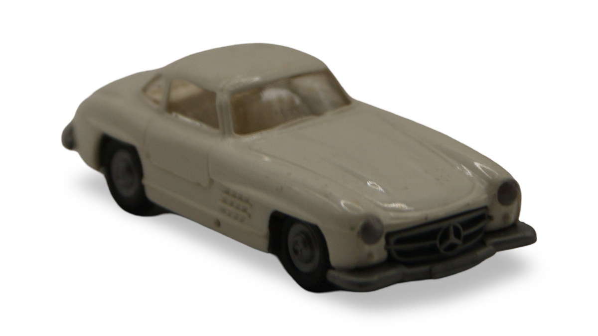 Praline Mercedes-Benz 300 SL Flügeltürer Weiß 1:87 H0