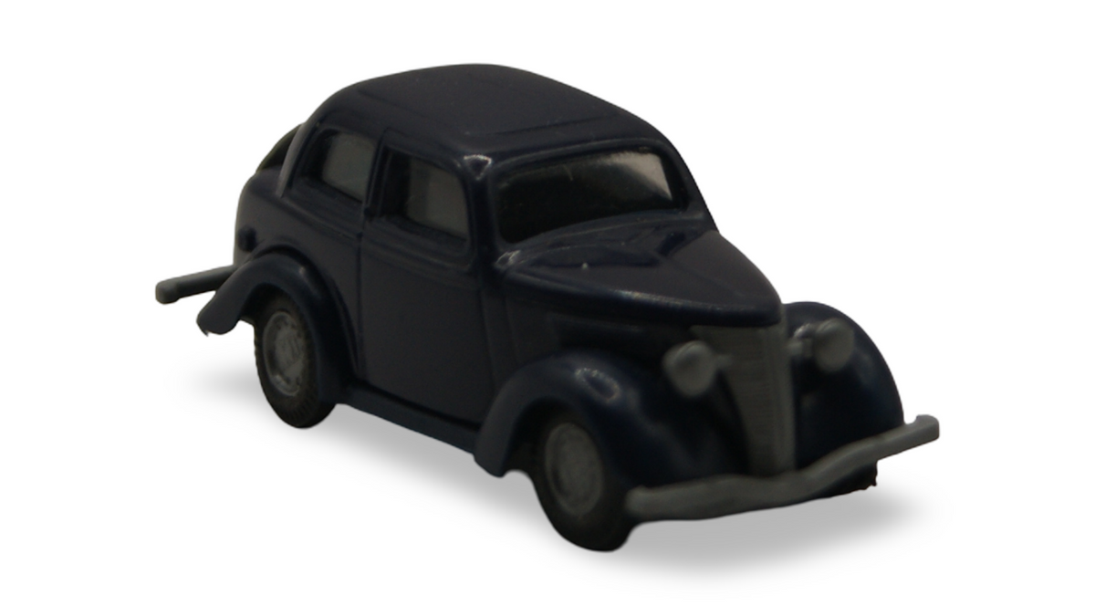 Praliné Ford Eifel Limousine Dunkelblau 1:87 H0