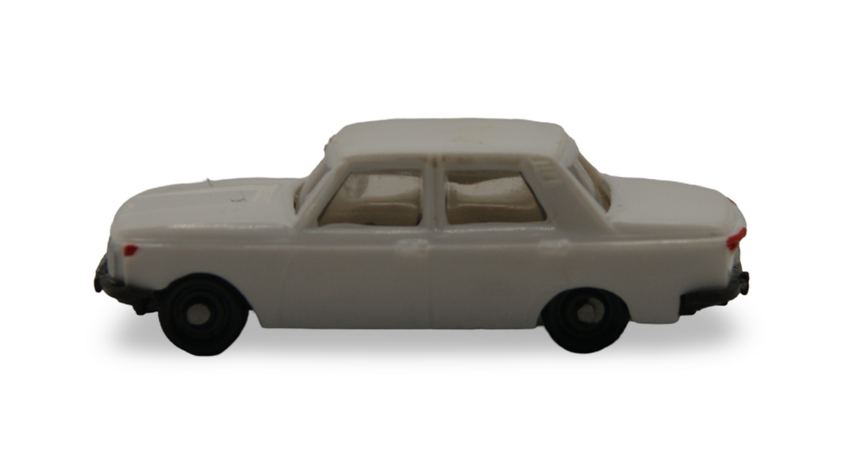 MK Modellkonstrukt Wartburg 353 Limousine Weiß DDR 1:87 H0