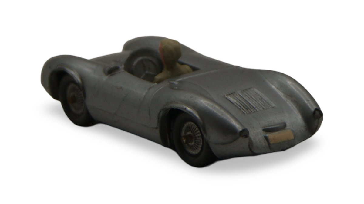 Wiking 8011 Mercedes-Benz Silberpfeil Rennwagen mit Fahrer 1:87 H0 silber
