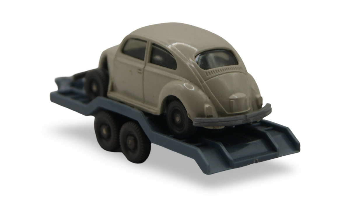 Wiking VW Käfer auf PKW-Transportanhänger 1:87 H0 Eigenbau Werkstatt-Szene