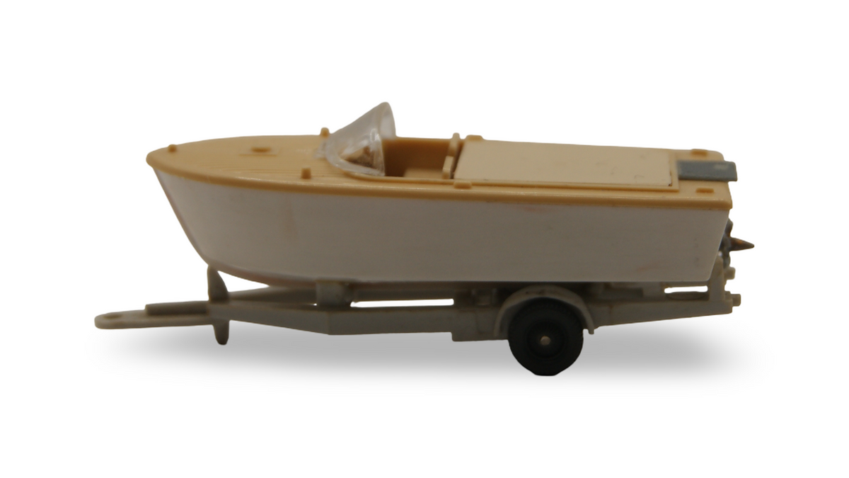 Wiking 0095 Motorboot auf Anhänger 1:87 H0 creme beige Bootsanhänger
