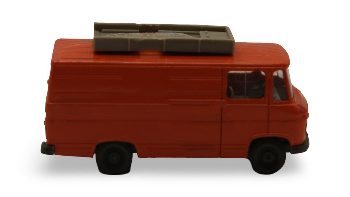 Wiking Mercedes-Benz L 406 Kastenwagen orangerot 1:87 H0 mit Dachgepäckträger