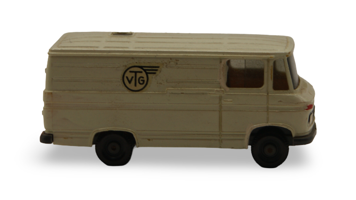 Wiking Mercedes-Benz L 406 Kastenwagen VTG cremeweiß 1:90 H0 Vintage Umbau