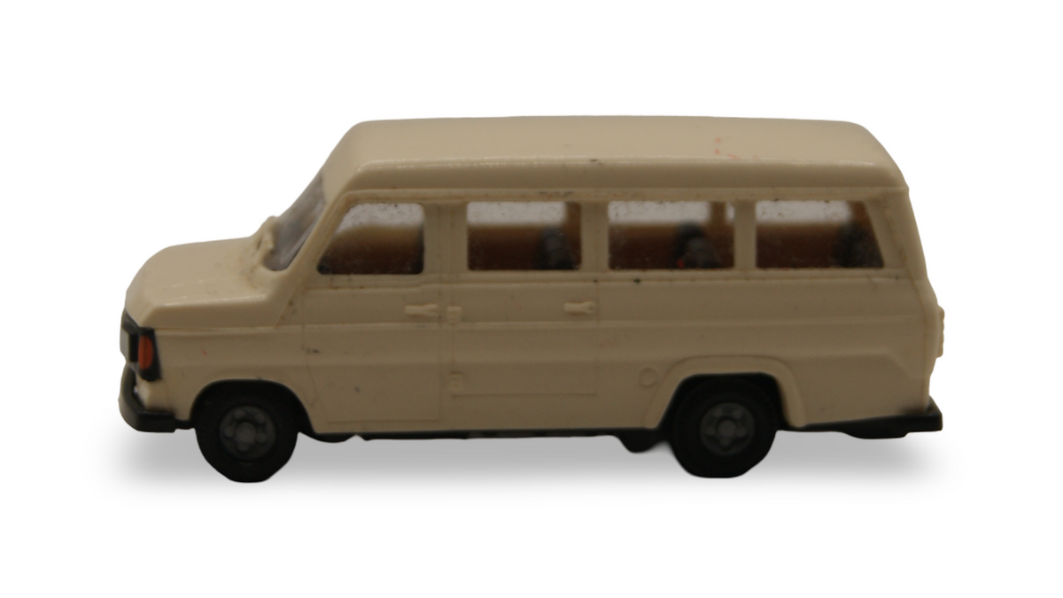 Praliné Ford Transit Kleinbus beige 1:87 H0 Vintage Modellauto