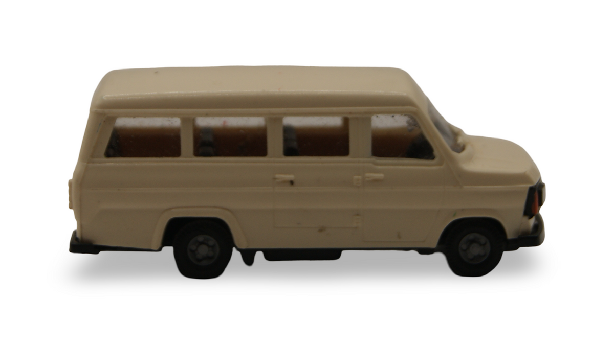 Praliné Ford Transit Kleinbus beige 1:87 H0 Vintage Modellauto