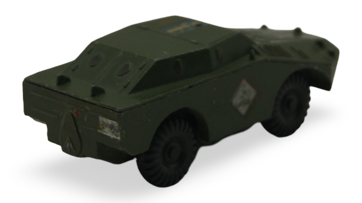 Militärischer Radpanzer / Spähpanzer Metall oliv 1:87 H0 Hersteller unbekannt