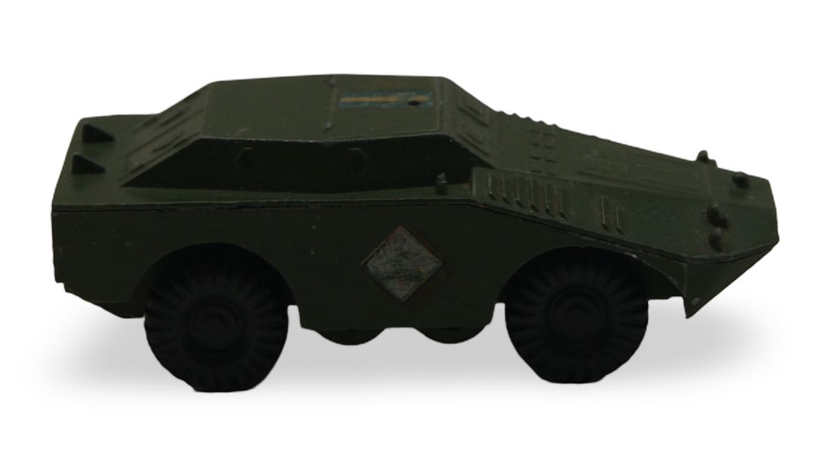 Militärischer Radpanzer / Spähpanzer Metall oliv 1:87 H0 Hersteller unbekannt