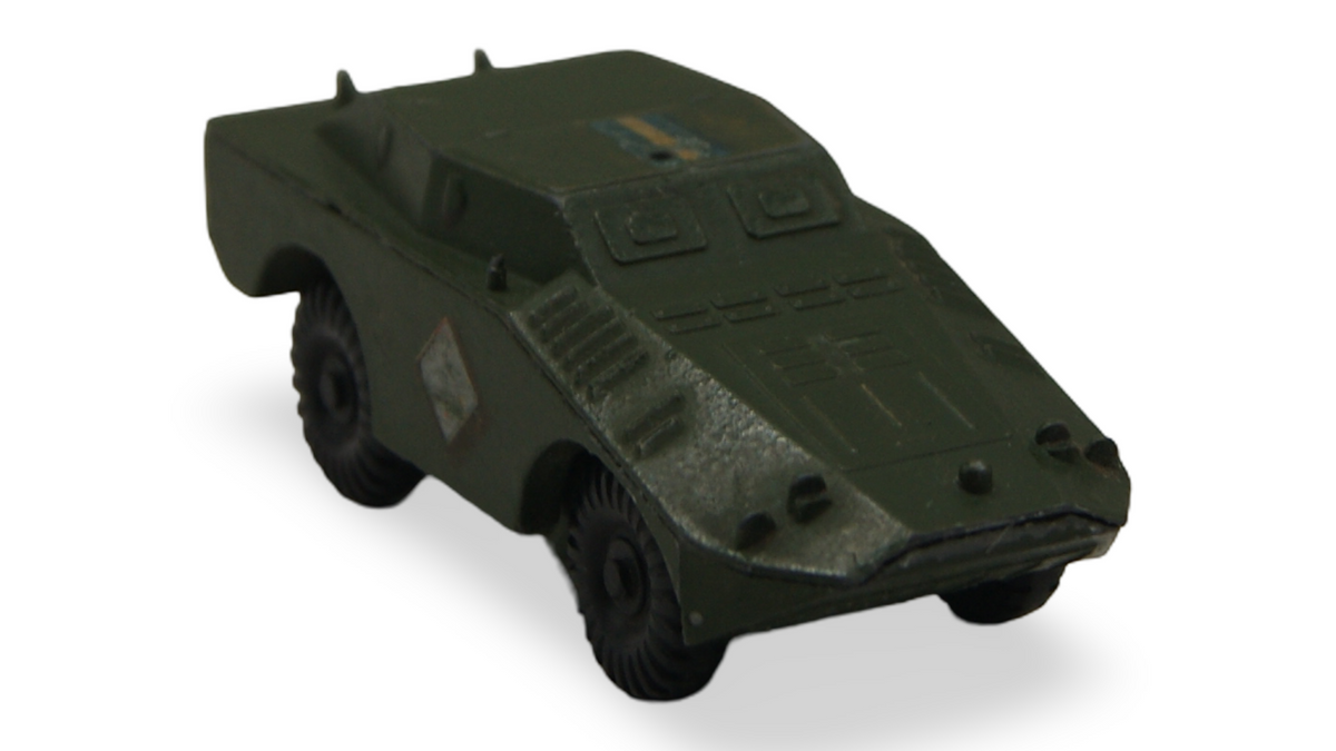 Militärischer Radpanzer / Spähpanzer Metall oliv 1:87 H0 Hersteller unbekannt